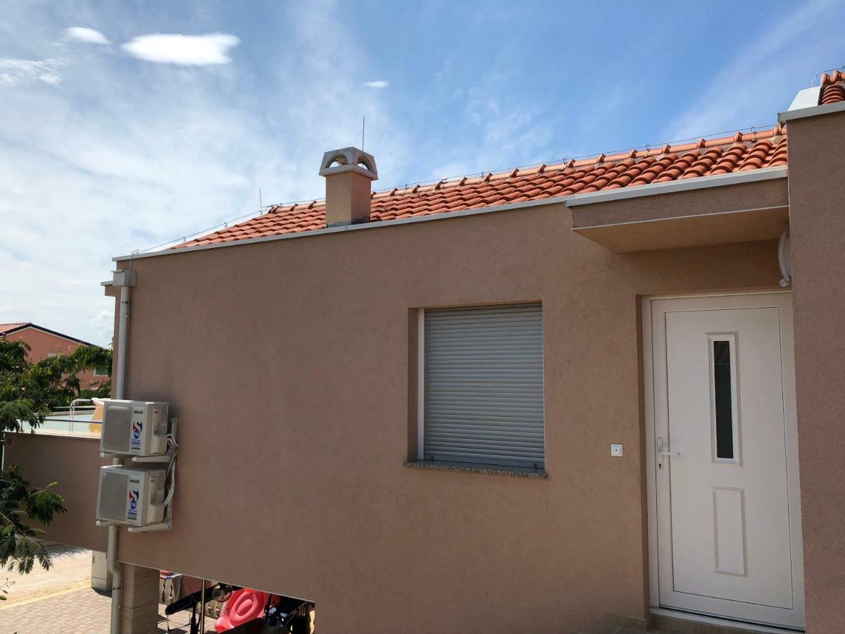 Harmony Vir Luxurioes Ausgestattete Ferienwohnung Mit 65M2 מראה חיצוני תמונה