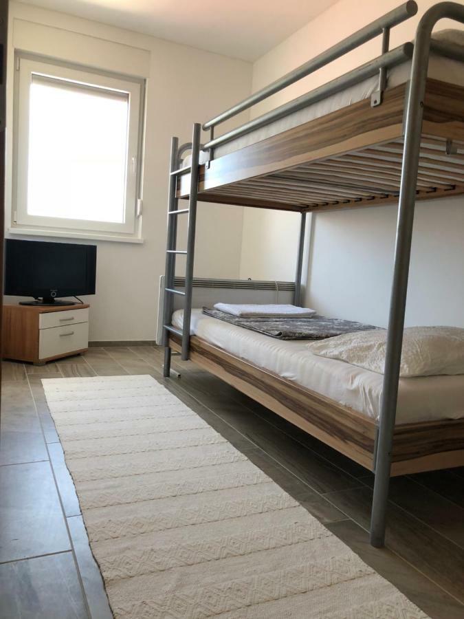 Harmony Vir Luxurioes Ausgestattete Ferienwohnung Mit 65M2 מראה חיצוני תמונה